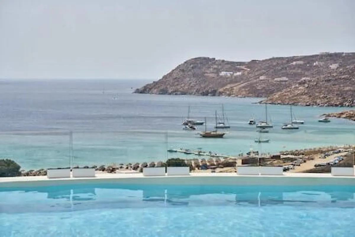 Arte & Mare Elia Luxury Suites & Idolio Vllas in Mykonos, Greece