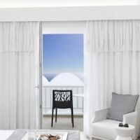 Aressana Spa Hotel and Suites – Luxury hotel in Santorini, Greece