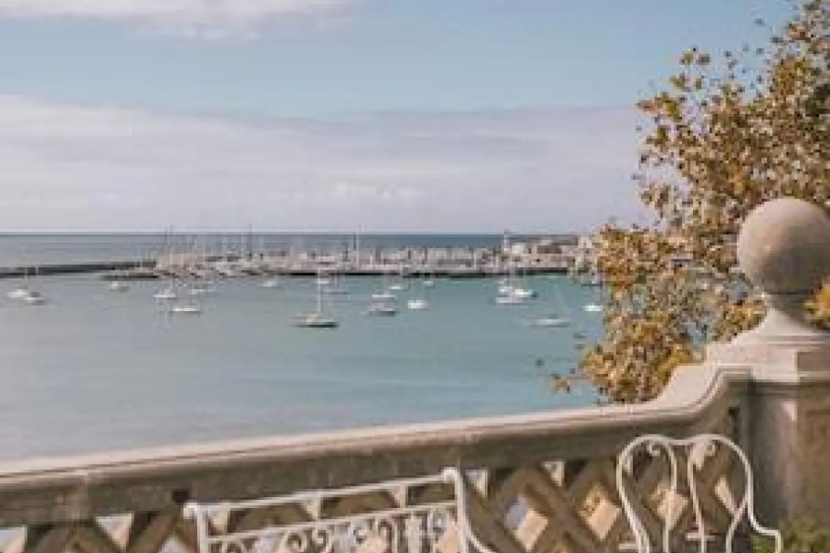 Estoril Vintage Hotel in Cascais, Portugal