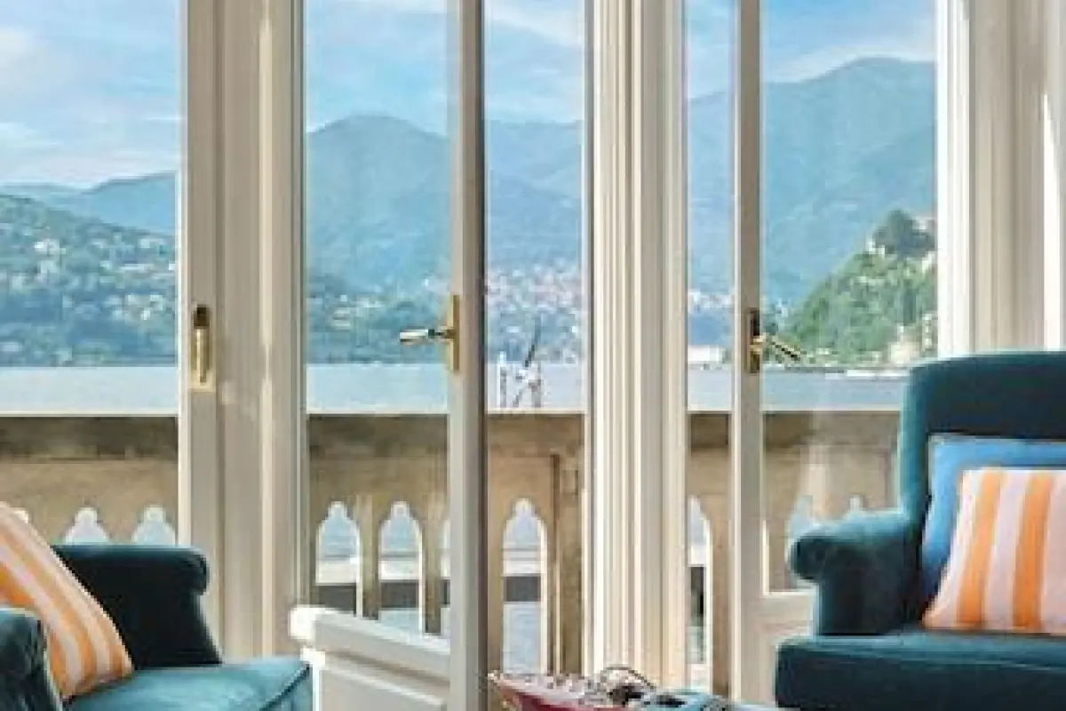 Vista Lago di Como in Como, Italy
