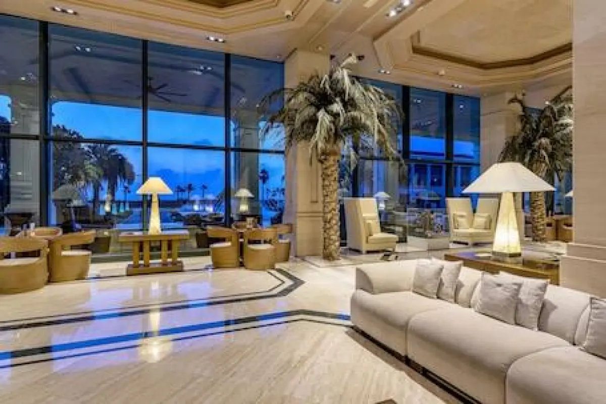 Hotel Las Arenas Balneario Resort in Valencia, Spain