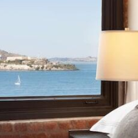 Fairmont Heritage Place, Ghirardelli Square – Luxury hotel in San Francisco, United States