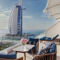 Jumeirah Beach Hotel Dubai – Luxury hotel in Dubai, United Arab Emirates