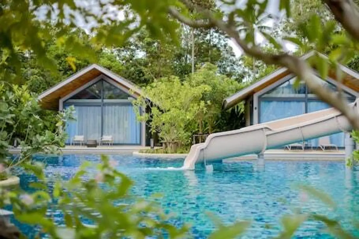 Island Escape Burasari in Maprao Island, Thailand