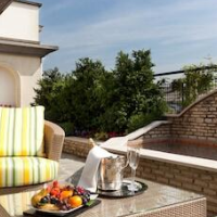 Majestic Apartments Champs Elysées – Luxury hotel in Paris, France