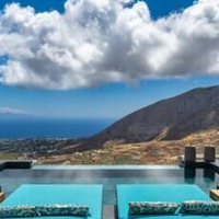 Skyfall Suites - Adults Only in Santorini, Greece