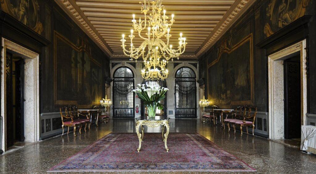 Ca' Sagredo - Luxury hotel with restaurant, near St. Mark's Square Ca' Sagredo – Luxury hotel in Venice, Italy
